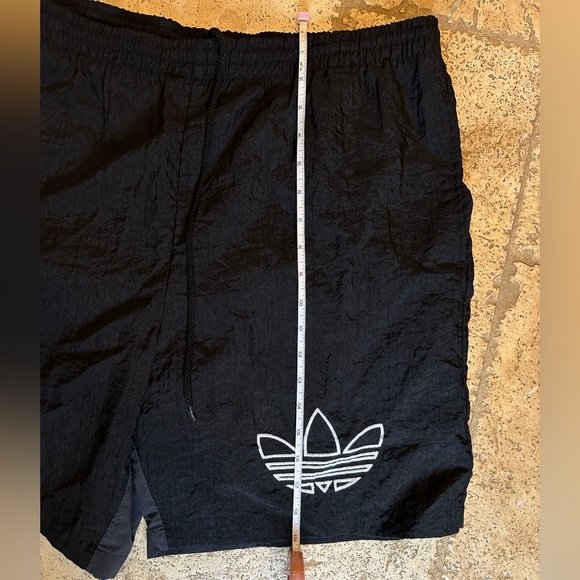 Vintage Adidas 90's Men's Embroidered Trefoil Nylon Shorts Sz M - Picture 7 of 11